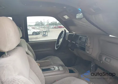 1999 Chevrolet Tahoe Ls z USA, uszkodzony, nr VIN 1GNEK13RXXJ465705